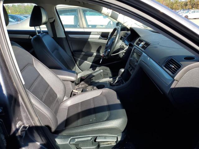 Photo 5 from auction – 2015 VOLKSWAGEN PASSAT S with VIN 1VWAT7A32FC012815