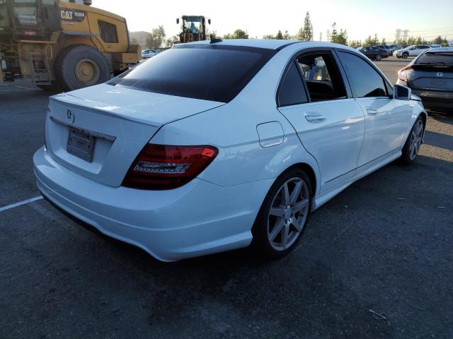 Photo 4 from auction – 2014 MERCEDES-BENZ C 250 with VIN WDDGF4HB2EA962771