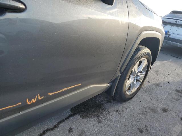 Photo 9 from auction – 2021 TOYOTA RAV4 XLE with VIN 2T3W1RFV3MC132851
