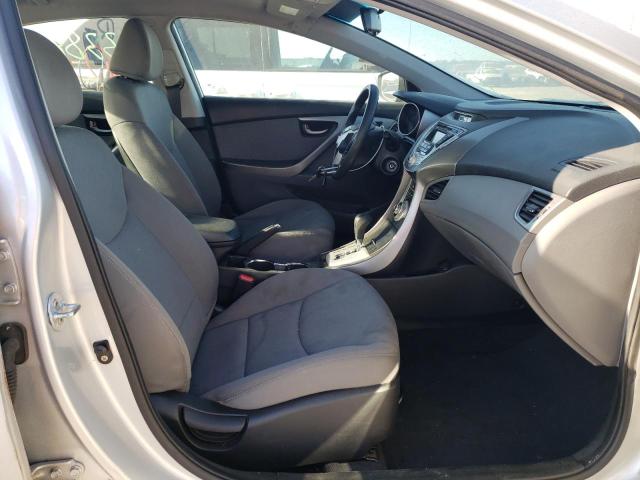 Photo 5 from auction – 2012 HYUNDAI ELANTRA GL with VIN KMHDH4AE5CU298467