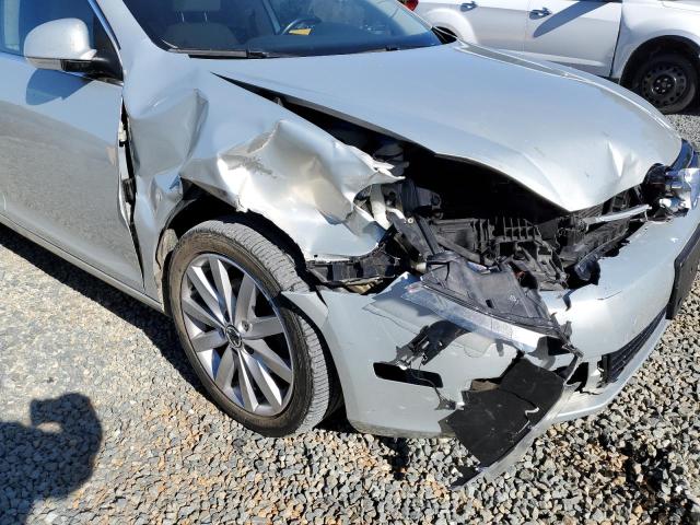 Photo 9 from auction – 2011 VOLKSWAGEN JETTA S with VIN 3VWPZ7AJ6BM625505
