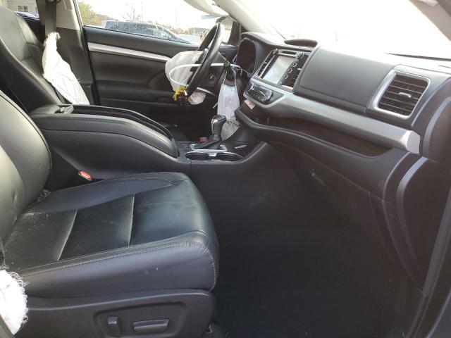صورة رقم 5 من المزاد - 2018 TOYOTA HIGHLANDER مع VIN 5TDJZRFH7JS829917