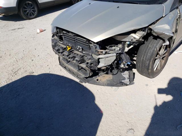 Photo 9 from auction – 2016 FORD FOCUS SE with VIN 1FADP3F25GL228985