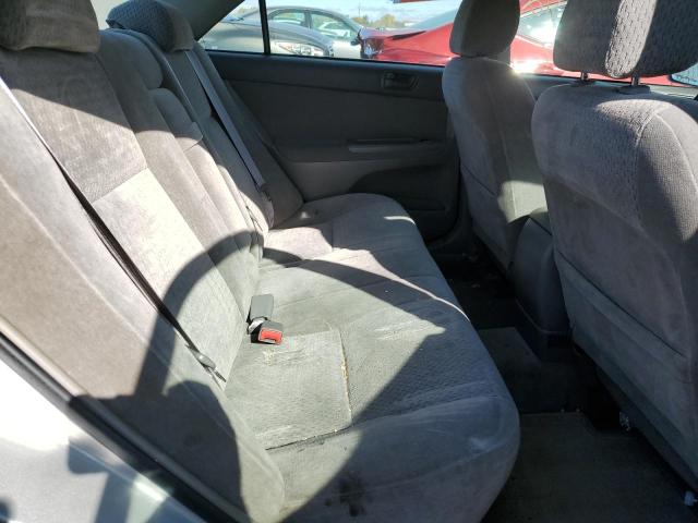 Photo 6 from auction – 2002 TOYOTA CAMRY LE with VIN 4T1BE32K52U520728