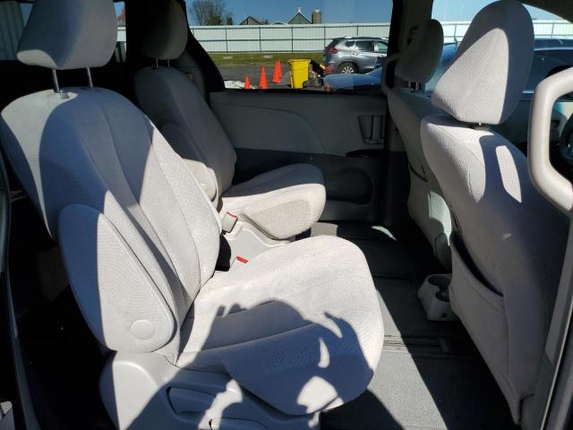 Photo 6 from auction – 2012 TOYOTA SIENNA LE with VIN 5TDJK3DC1CS040612