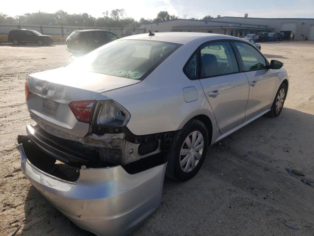 Photo 4 from auction – 2012 VOLKSWAGEN PASSAT S with VIN 1VWAH7A33CC021715