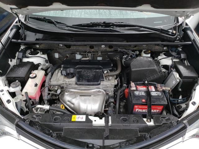 Photo 7 from auction – 2017 TOYOTA RAV4 XLE with VIN JTMWFREV1HJ123748
