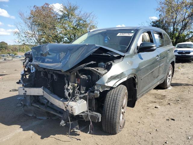 Photo 2 from auction – 2014 TOYOTA HIGHLANDER with VIN 5TDJKRFH0ES033830