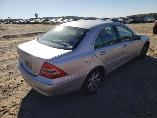 Photo 4 from auction – 2003 MERCEDES-BENZ C 320 with VIN WDBRF64J03F433152