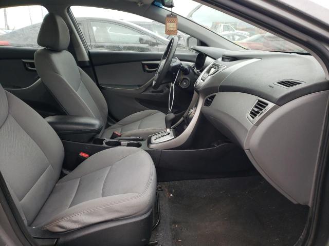 Photo 5 from auction – 2012 HYUNDAI ELANTRA GL with VIN 5NPDH4AE9CH069689