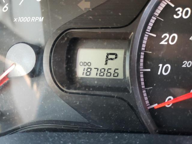 Photo 8 from auction – 2011 TOYOTA SIENNA LE with VIN 5TDKK3DC1BS092549