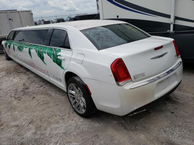 Photo 3 from auction – 2019 CHRYSLER 300 TOURIN with VIN 2C3CCAAG5KH577745