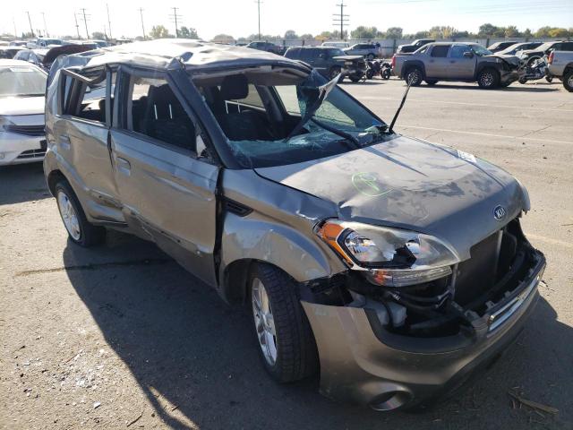 KIA SOUL + 2010 with VIN KNDJT2A22A7180212 - Photo from auction