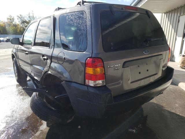 Photo 3 from auction – 2004 FORD ESCAPE XLT with VIN 1FMYU93124KA96736