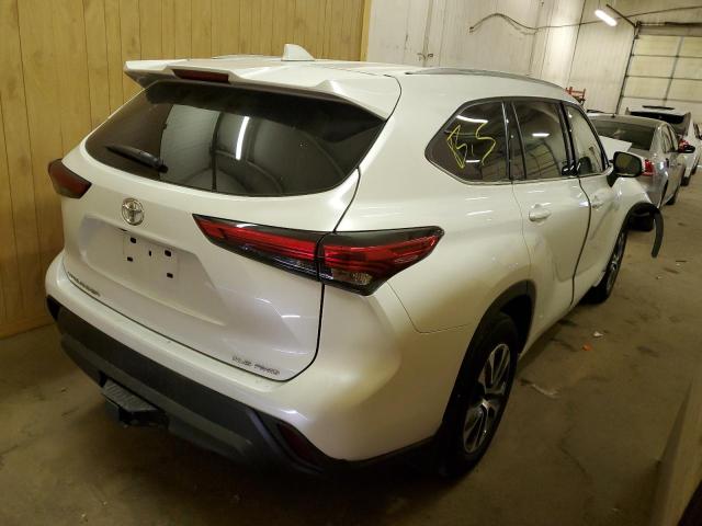 Photo 4 from auction – 2022 TOYOTA HIGHLANDER with VIN 5TDHZRBHXNS163047