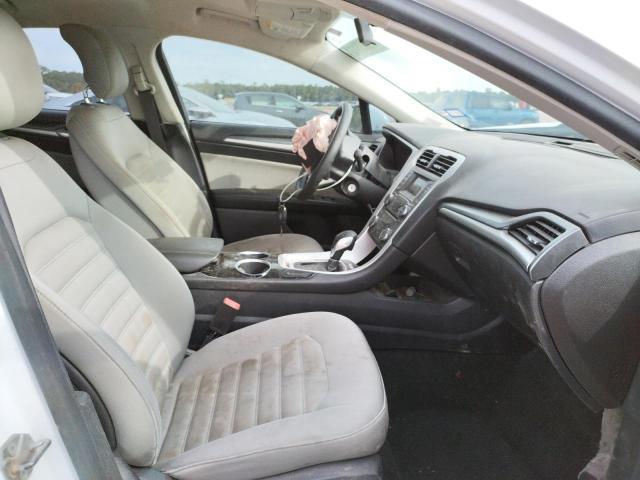 Photo 5 from auction – 2013 FORD FUSION S with VIN 3FA6P0G7XDR370375