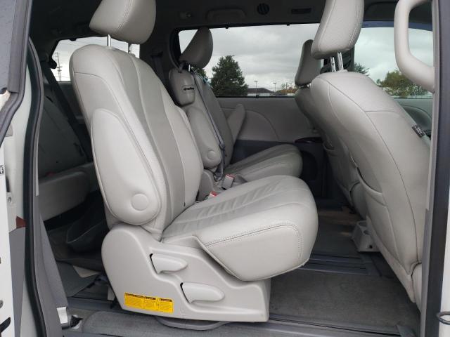 Photo 6 from auction – 2014 TOYOTA SIENNA XLE with VIN 5TDYK3DC0ES479110