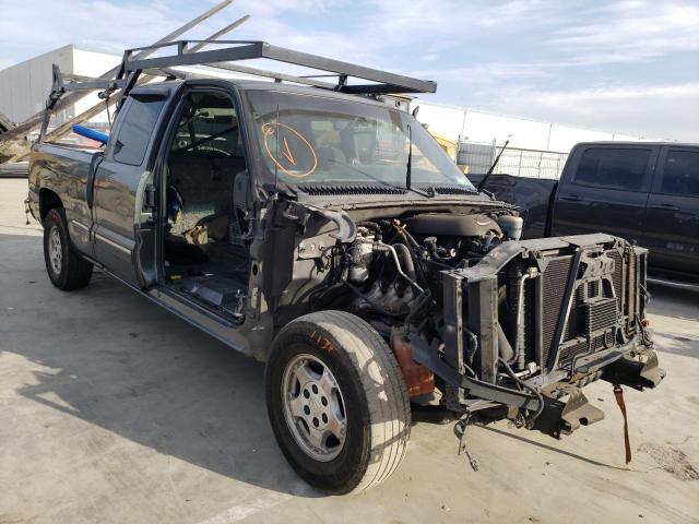 CHEVROLET SILVERADO 2002 with VIN 2GCEC19T221340323 - Photo from auction