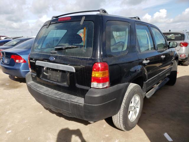 Photo 4 from auction – 2006 FORD ESCAPE XLS with VIN 1FMYU02Z06KD03064