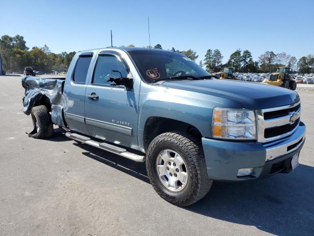 CHEVROLET SILVERADO 2011 with VIN 1GCRCSE02BZ303928 - Photo from auction