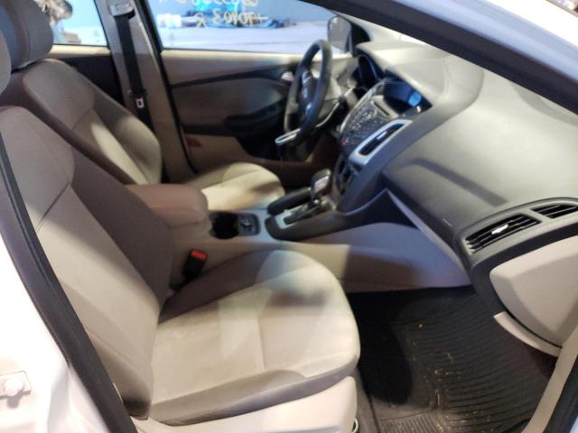Foto 5 de la subasta – 2014 FORD FOCUS SE con VIN 1FADP3F21EL448251