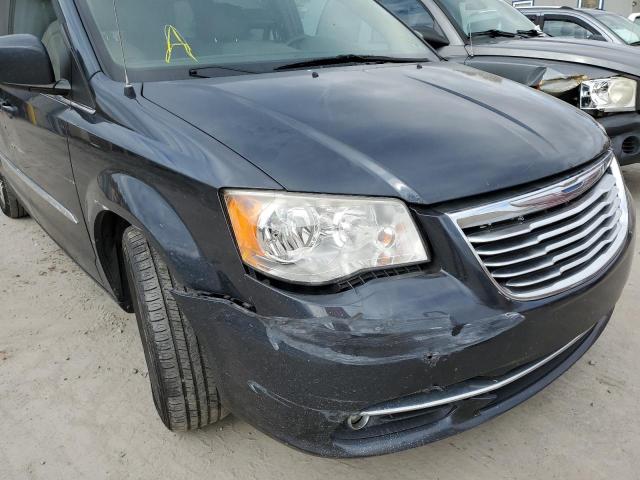 Photo 10 from auction – 2014 CHRYSLER TOWN & COU with VIN 2C4RC1BG8ER312577