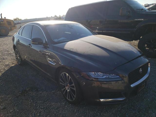 JAGUAR XF PRESTIG 2017 with VIN SAJBE4BV2HCY33787 - Photo from auction