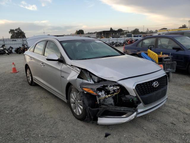 HYUNDAI SONATA HYB 2017 with VIN KMHE24L12HA044496 - Photo from auction