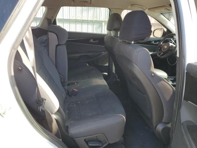 Photo 6 from auction – 2016 KIA SORENTO LX with VIN 5XYPGDA53GG080216