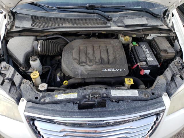 Photo 7 from auction – 2012 CHRYSLER TOWN & COU with VIN 2C4RC1GG0CR135433