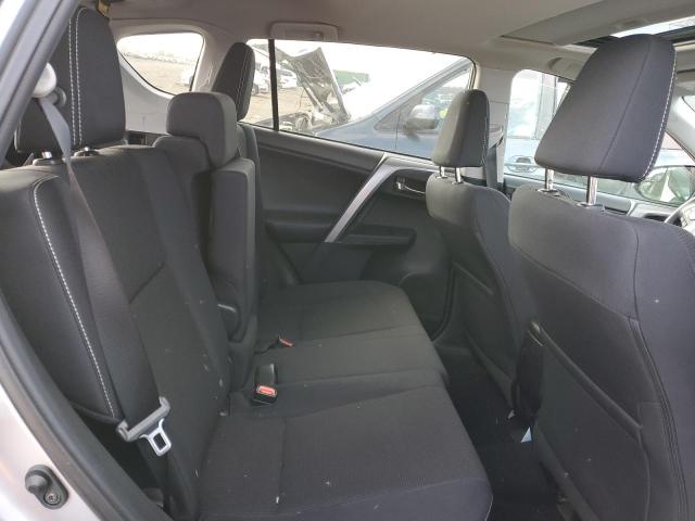 Photo 6 from auction – 2017 TOYOTA RAV4 XLE with VIN 2T3RFREV1HW556050