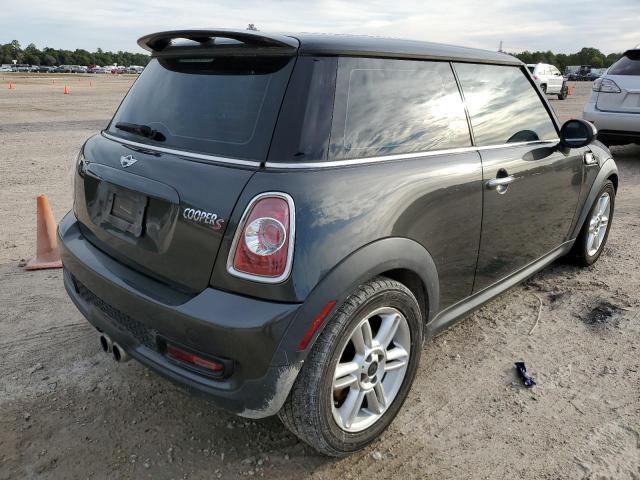 Photo 4 from auction – 2011 MINI COOPER S with VIN WMWSV3C57BTY11828