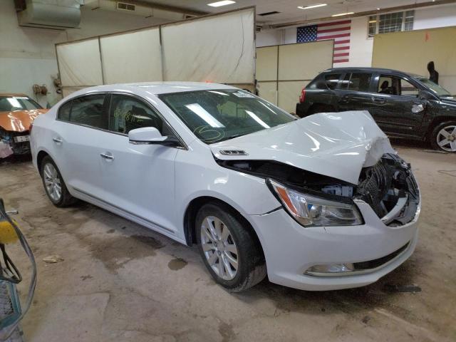 BUICK LACROSSE 2015 with VIN 1G4GB5GR2FF261707 - Photo from auction