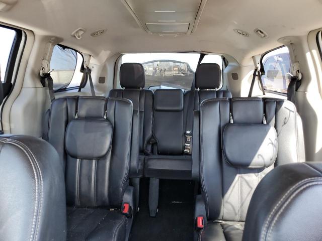 Photo 9 from auction – 2013 CHRYSLER TOWN & COU with VIN 2C4RC1BG1DR743616
