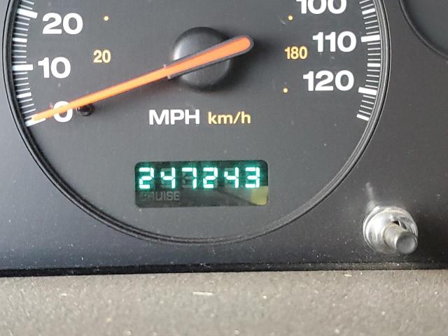 Photo 9 from auction – 2000 JEEP GRAND CHER with VIN 1J4GW58N3YC227441