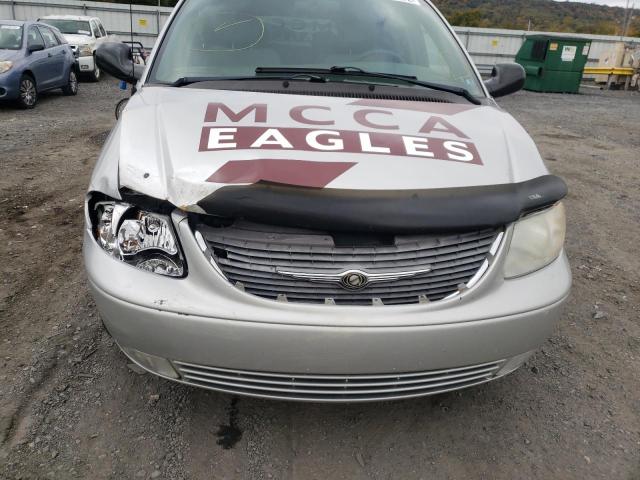 Photo 9 from auction – 2001 CHRYSLER TOWN & COU with VIN 2C8GP64L51R345564