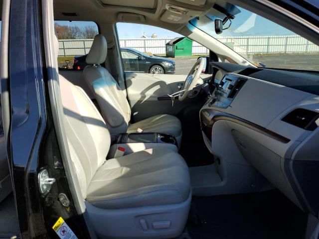 Photo 5 from auction – 2014 TOYOTA SIENNA XLE with VIN 5TDYK3DC7ES468783