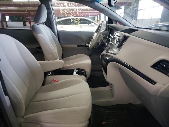 Photo 5 from auction – 2014 TOYOTA SIENNA LE with VIN 5TDKK3DC7ES426815