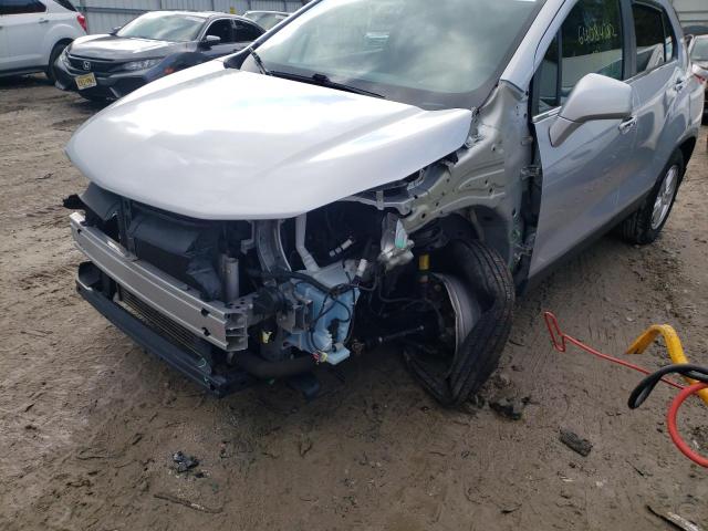Photo 9 from auction – 2018 CHEVROLET TRAX 1LT with VIN 3GNCJPSB2JL232063