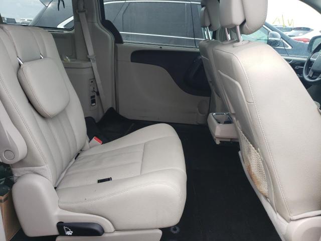 Photo 6 from auction – 2015 CHRYSLER TOWN & COU with VIN 2C4RC1CG6FR582598