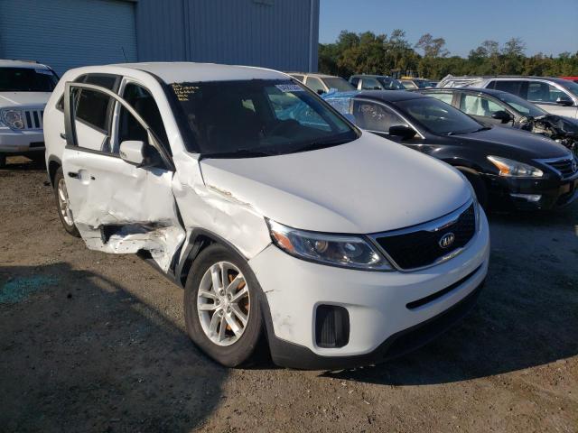 KIA SORENTO LX 2015 with VIN 5XYKT3A62FG642145 - Photo from auction