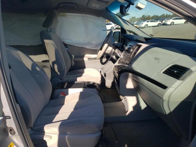 Photo 5 from auction – 2011 TOYOTA SIENNA LE with VIN 5TDKK3DC1BS092549