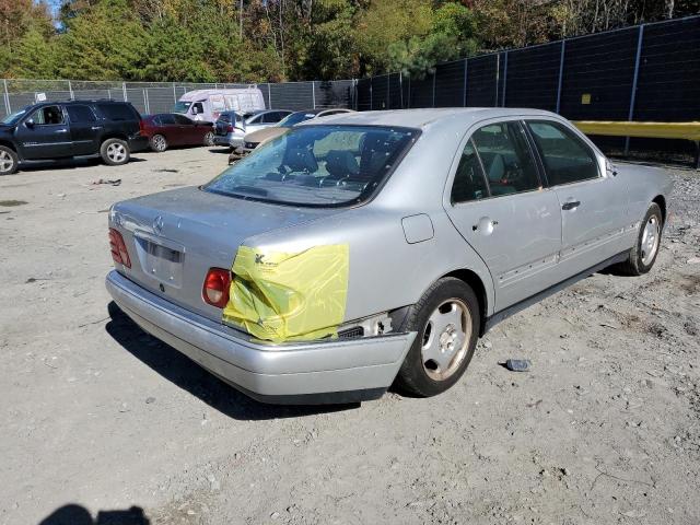Photo 9 from auction – 1999 MERCEDES-BENZ E 430 with VIN WDBJF70H7XA722053