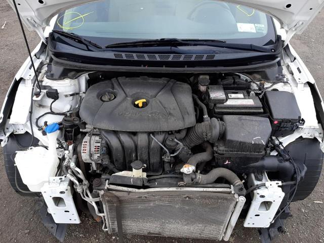 Photo 7 from auction – 2016 HYUNDAI ELANTRA SE with VIN 5NPDH4AE7GH767370