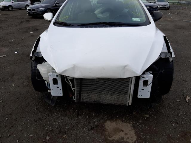 Photo 9 from auction – 2016 HYUNDAI ELANTRA SE with VIN 5NPDH4AE7GH767370