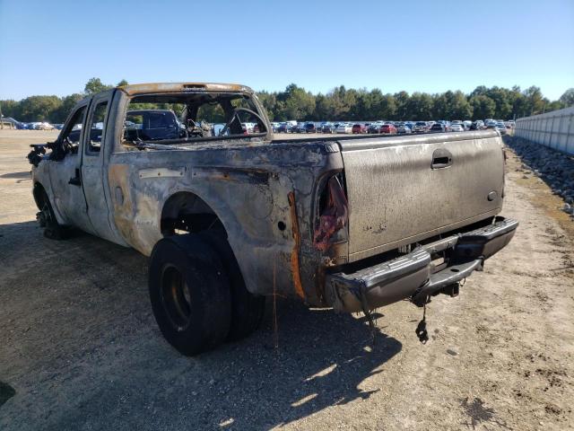 Photo 3 from auction – 2002 FORD F350 SUPER with VIN 1FTWX32F02EC67671