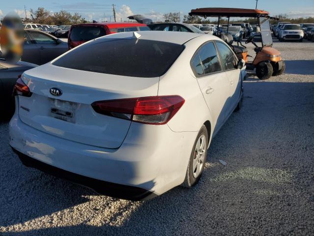 Photo 4 from auction – 2018 KIA FORTE LX with VIN 3KPFK4A75JE268011