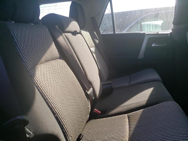 Photo 6 from auction – 2022 TOYOTA 4RUNNER SR with VIN JTEEU5JR8N5268000