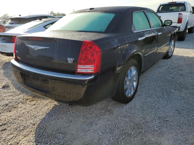 Photo 4 from auction – 2010 CHRYSLER 300C with VIN 2C3CK6CT1AH129107