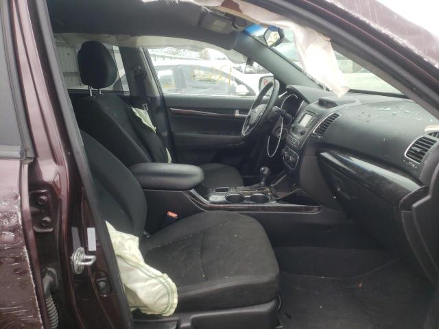 Photo 5 from auction – 2014 KIA SORENTO LX with VIN 5XYKTDA64EG517555
